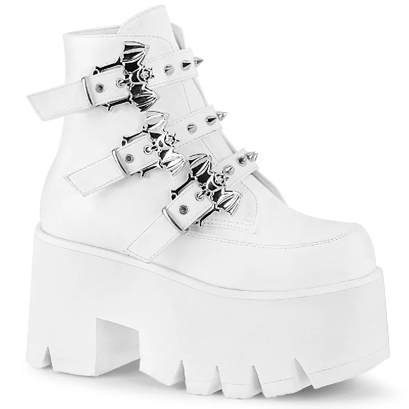 Bat Buckle Punk Boots White