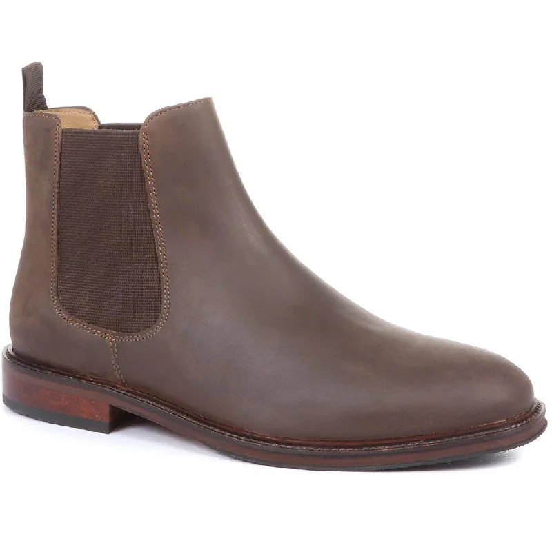 Brown Nubuck / 10